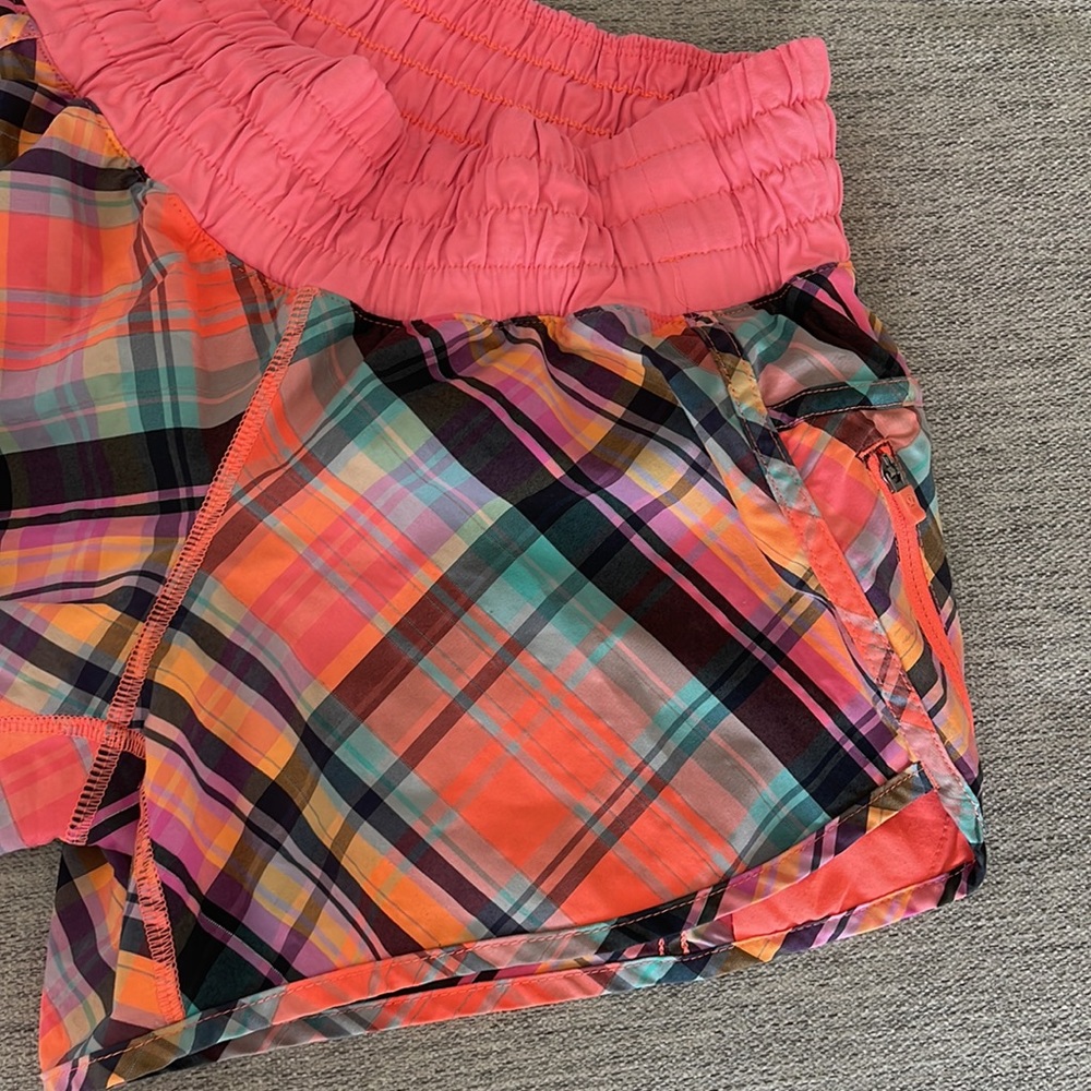 Lululemon Shorts With Build In Pants. Size Six. T… - image 2